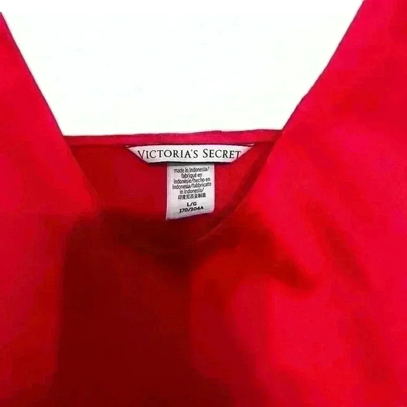 Victoria Secret Red Heart Print Cami | Silky Sleep Shirt Tank | Size Large - Picture 2 of 4